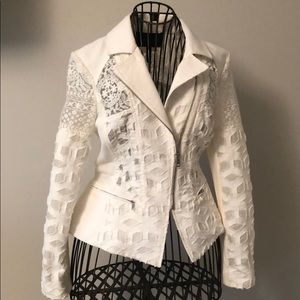 White lace zip up fitted blazer by  BCBG Max Amita